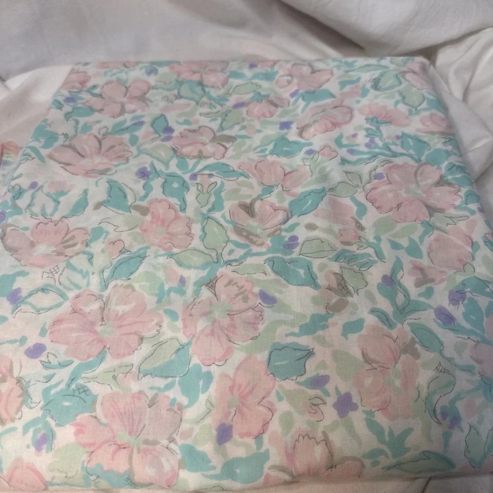 VTG 80s Atelier Martex Monet Queen Flat Sheet Pink Scalloped Floral Percale
